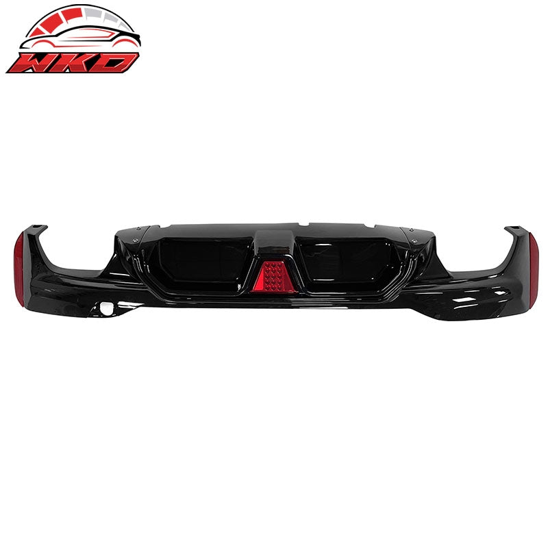 For 17-23 BMW G30 G31 G38 5 Series Gloss Black M5 CS Style Rear Diffuser w/ LED