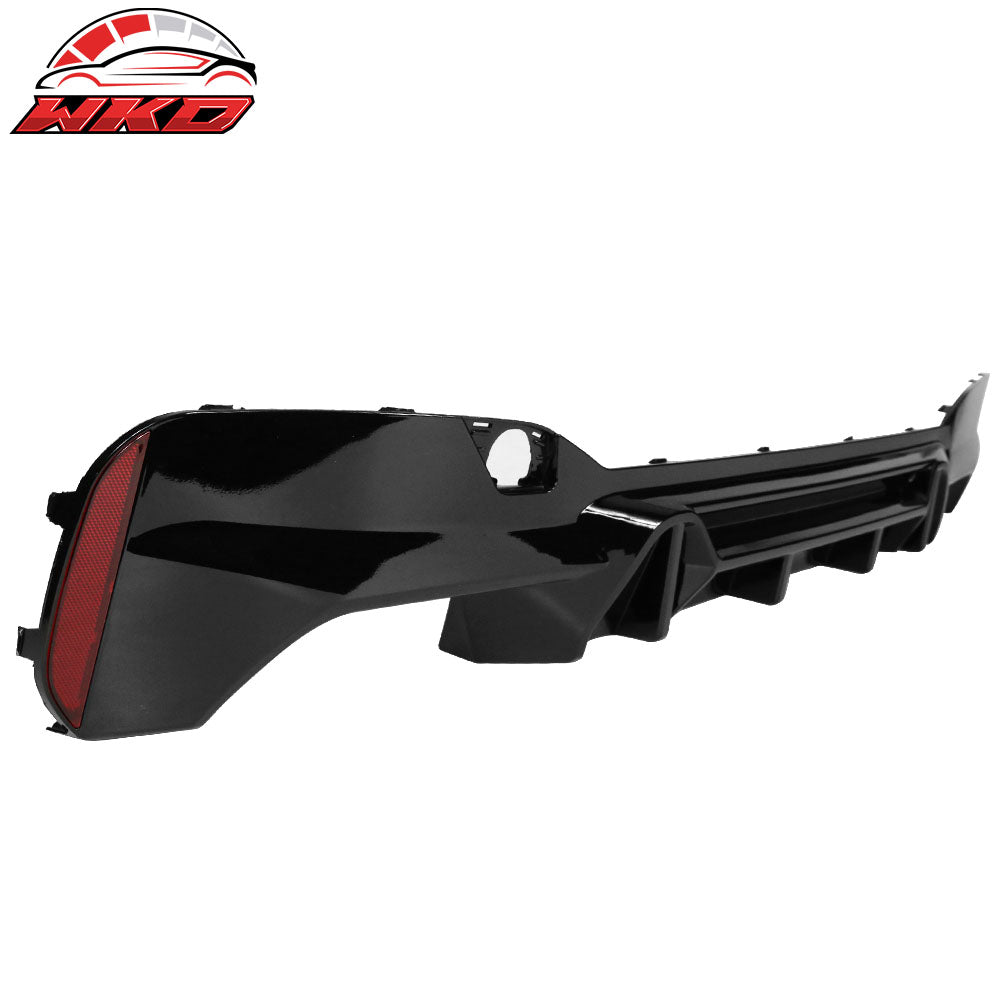Fits 2018-2019 BMW F90 M5 M-P Style Rear Bumper Lip Diffuser Replacement
