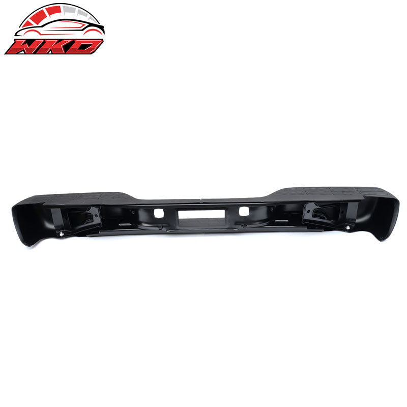Fits 99-06 Silverado Sierra Fleetside Styleside Rear Step Bumper Black w/ Light